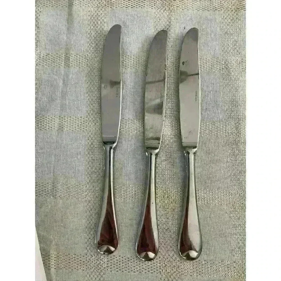 3 - Oneida‎ ISLET All Glossy 18/10 Stainless Korea Flatware 9" DINNER KNIVES - Picture 5 of 7